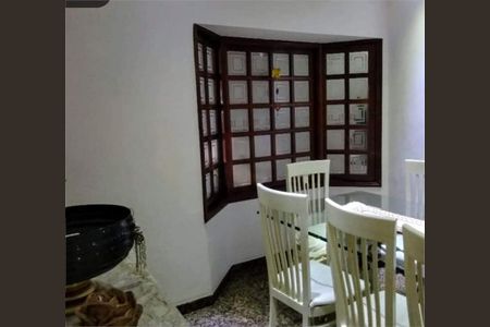 Casa à venda com 3 quartos, 250m² em Vila Oratorio, São Paulo
