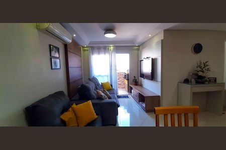 Sala de Estar de apartamento para alugar com 3 quartos, 74m² em Jaguaribe, Osasco