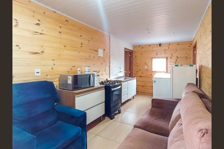 Sala de casa à venda com 5 quartos, 824m² em Vila Nova, Porto Alegre