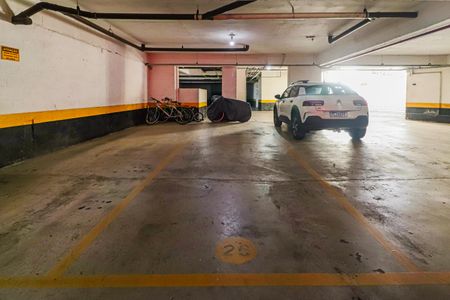 Apartamento à venda com 119m², 2 quartos e 2 vagas Apartamento à venda com 119m², 2 quartos e 2 vagasVagas Garagem