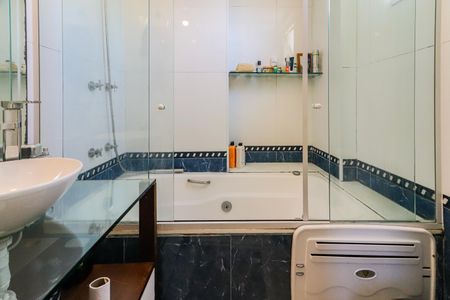 Apartamento à venda com 119m², 2 quartos e 2 vagas Apartamento à venda com 119m², 2 quartos e 2 vagasSuíte 01