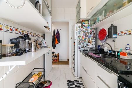 Apartamento à venda com 119m², 2 quartos e 2 vagas Apartamento à venda com 119m², 2 quartos e 2 vagasCozinha e Área de Serviço