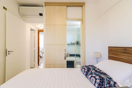 Apartamento à venda com 119m², 2 quartos e 2 vagas Apartamento à venda com 119m², 2 quartos e 2 vagasSuíte 01