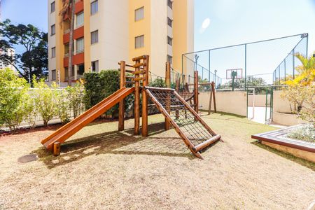 Apartamento à venda com 119m², 2 quartos e 2 vagas Apartamento à venda com 119m², 2 quartos e 2 vagasÁrea comum - Playground