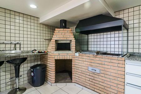 Apartamento à venda com 119m², 2 quartos e 2 vagas Apartamento à venda com 119m², 2 quartos e 2 vagasÁrea comum - Churrasqueira