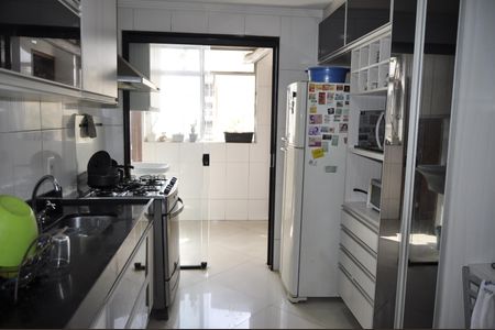 Apartamento à venda com 85m², 2 quartos e 1 vagaCozinha