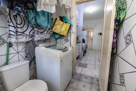 Apartamento à venda com 50m², 2 quartos e sem vaga Apartamento à venda com 50m², 2 quartos e sem vagaBanheiro/Área de Serviço