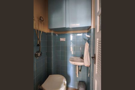 Apartamento à venda com 44m², 1 quarto e 1 vagaBanheiro de serviço