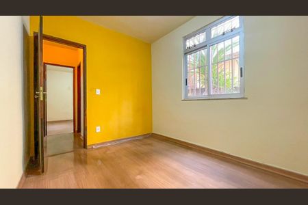 Sala de apartamento para alugar com 2 quartos, 50m² em Sagrada Família, Belo Horizonte