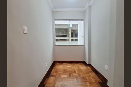 Sala de apartamento à venda com 2 quartos, 67m² em Humaitá, Rio de Janeiro