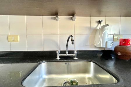 Apartamento à venda com 99m², 3 quartos e 2 vagasCozinha