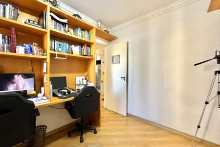 Apartamento à venda com 99m², 3 quartos e 2 vagasQuarto 1