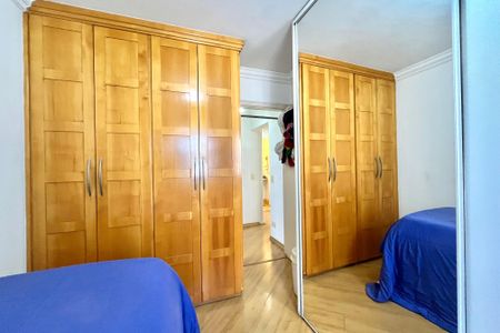 Apartamento à venda com 99m², 3 quartos e 2 vagasQuarto 2