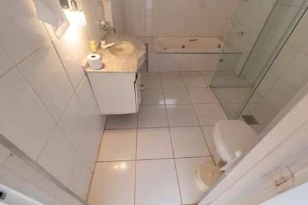 Casa à venda com 160m², 3 quartos e 2 vagasBanheiro Social