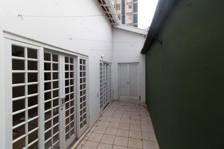 Casa à venda com 160m², 3 quartos e 2 vagasÁrea Externa