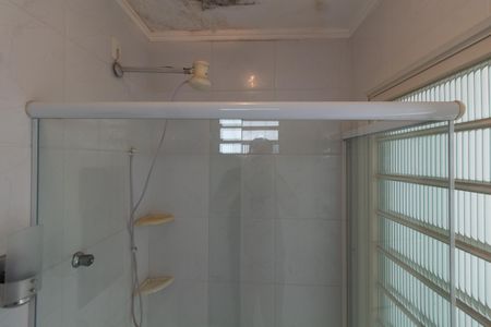 Casa à venda com 160m², 3 quartos e 2 vagasBanheiro da Suíte