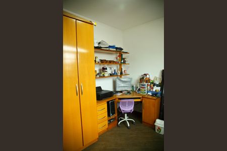 Casa à venda com 189m², 4 quartos e 3 vagasQuarto 2