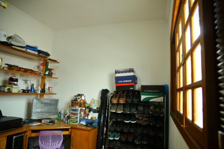 Casa à venda com 189m², 4 quartos e 3 vagasQuarto 2