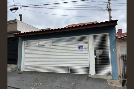 Casa à venda com 189m², 4 quartos e 3 vagasFachada