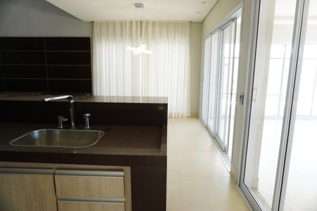 Casa de condomínio para alugar com 330m², 4 quartos e 4 vagasCozinha