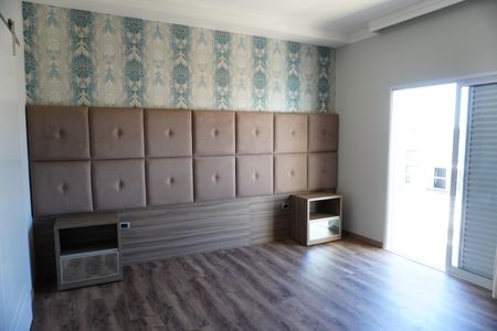 Casa de condomínio para alugar com 330m², 4 quartos e 4 vagasSuíte 