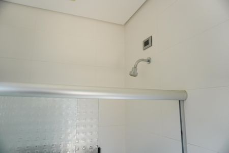 Casa de condomínio para alugar com 330m², 4 quartos e 4 vagasBanheiro da área Gourmet