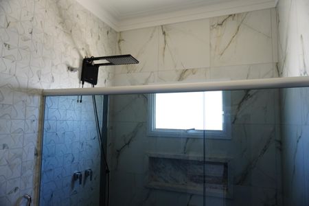 Casa de condomínio para alugar com 330m², 4 quartos e 4 vagasBanheiro Semi Suíte 1 e 2