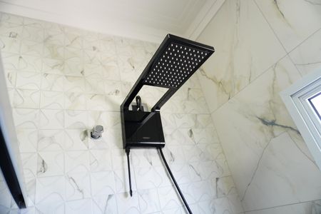 Casa de condomínio para alugar com 330m², 4 quartos e 4 vagasBanheiro Semi Suíte 1 e 2