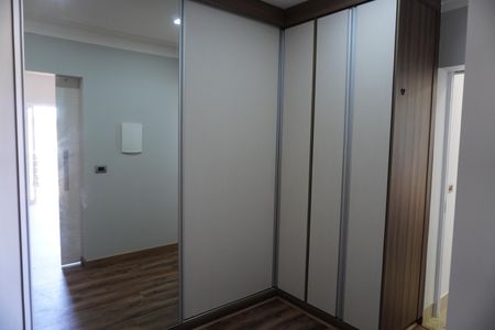 Casa de condomínio para alugar com 330m², 4 quartos e 4 vagasCloset da suíte 