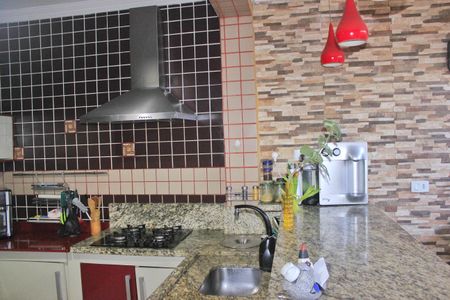 Casa à venda com 238m², 3 quartos e 3 vagasCozinha