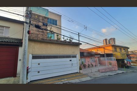 Casa à venda com 238m², 3 quartos e 3 vagas Casa à venda com 238m², 3 quartos e 3 vagasFachada do imovel