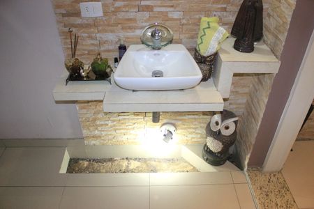 Casa à venda com 238m², 3 quartos e 3 vagasLavabo