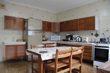 Casa à venda com 380m², 3 quartos e 2 vagasCozinha