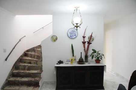 Casa à venda com 380m², 3 quartos e 2 vagasSala