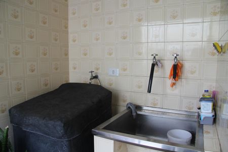 Casa à venda com 380m², 3 quartos e 2 vagasÁrea de Serviço