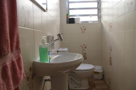 Casa à venda com 380m², 3 quartos e 2 vagasLavabo