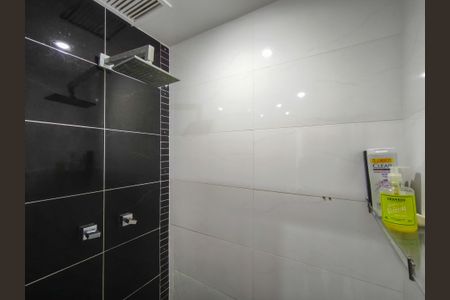 Apartamento à venda com 250m², 4 quartos e 3 vagasBanheiro da Suíte 1
