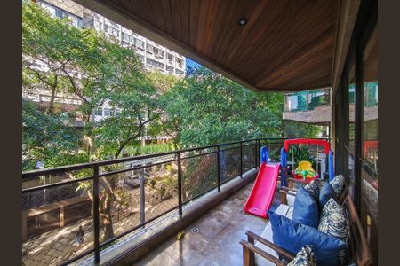 Apartamento à venda com 250m², 4 quartos e 3 vagasVaranda da Sala