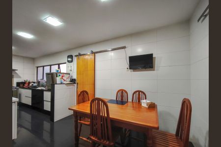 Apartamento à venda com 250m², 4 quartos e 3 vagasCozinha