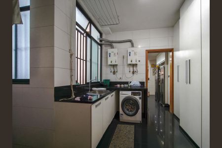 Apartamento à venda com 250m², 4 quartos e 3 vagasÁrea de Serviço