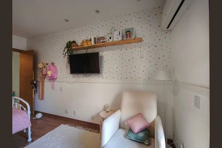 Apartamento à venda com 250m², 4 quartos e 3 vagasQuarto