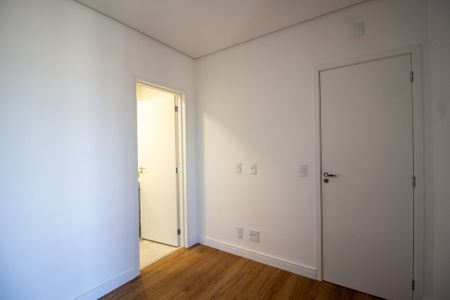 Apartamento para alugar com 101m², 3 quartos e 2 vagas Apartamento para alugar com 101m², 3 quartos e 2 vagasSuíte