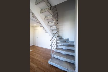 Apartamento para alugar com 101m², 3 quartos e 2 vagas Apartamento para alugar com 101m², 3 quartos e 2 vagasSala