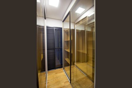 Apartamento para alugar com 101m², 3 quartos e 2 vagas Apartamento para alugar com 101m², 3 quartos e 2 vagasCloset da Suíte