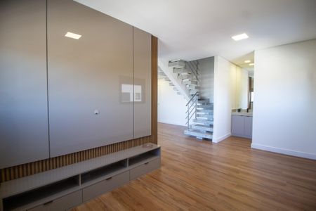 Apartamento para alugar com 101m², 3 quartos e 2 vagas Apartamento para alugar com 101m², 3 quartos e 2 vagasSala