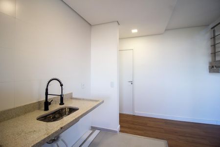 Apartamento para alugar com 101m², 3 quartos e 2 vagas Apartamento para alugar com 101m², 3 quartos e 2 vagasCozinha