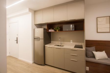 Cozinha de kitnet/studio para alugar com 1 quarto, 29m² em Campo Belo, São Paulo