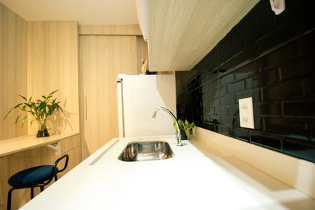 Sala/Cozinha de kitnet/studio para alugar com 1 quarto, 25m² em Santana, São Paulo