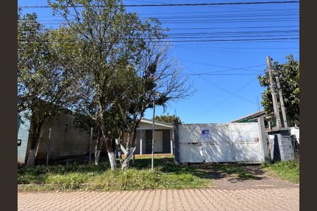 Casa à venda com 96m², 2 quartos e 1 vaga Casa à venda com 96m², 2 quartos e 1 vagaFachada