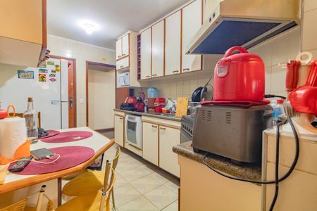 Apartamento à venda com 114m², 3 quartos e 2 vagas Apartamento à venda com 114m², 3 quartos e 2 vagasCozinha